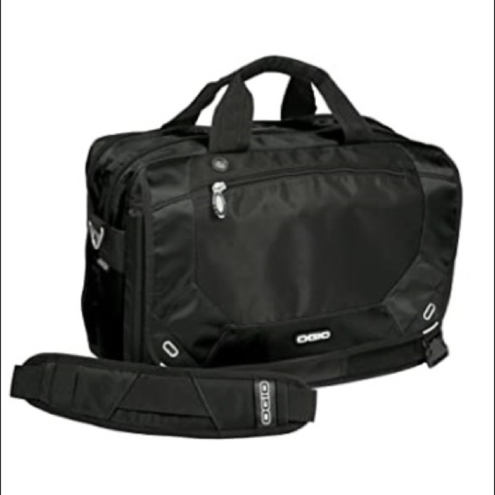 Ogio | 15” laptop computer 💻 body bag, black